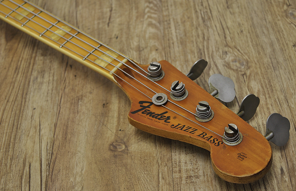 Fender 1974 Jazz Bass (4)