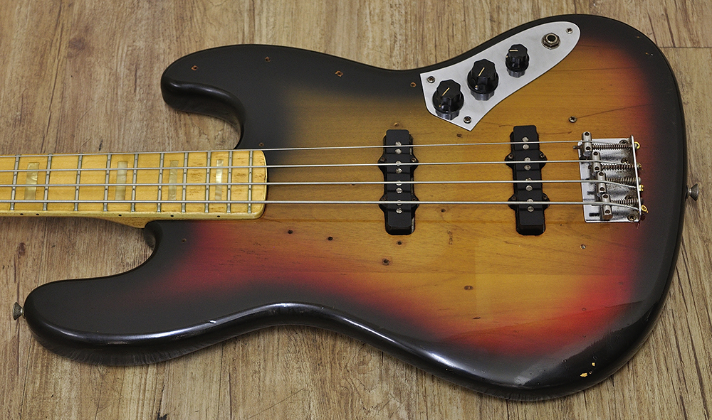 Fender 1974 Jazz Bass_3