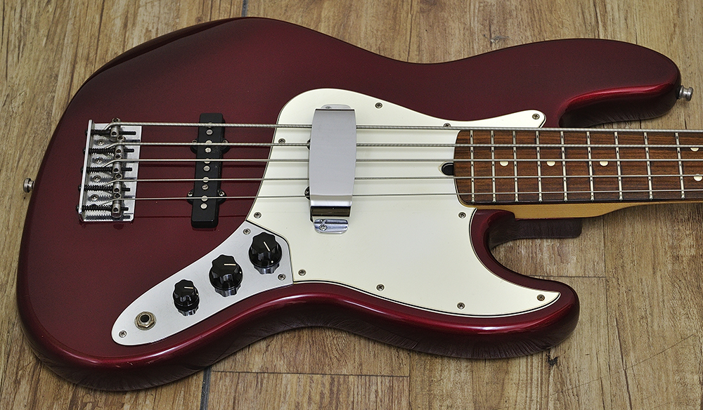 Fender American Deluxe Jazz Bass V 1996_3