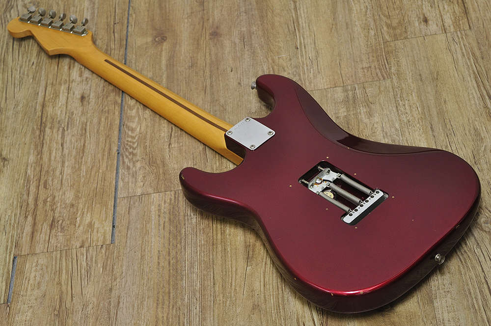 Fender American Vintage Stratrocaster Thin Lacquer CAR_2