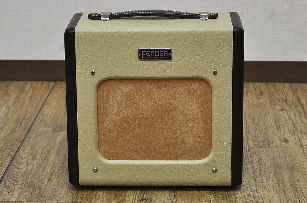 Fender CHAMPION 600