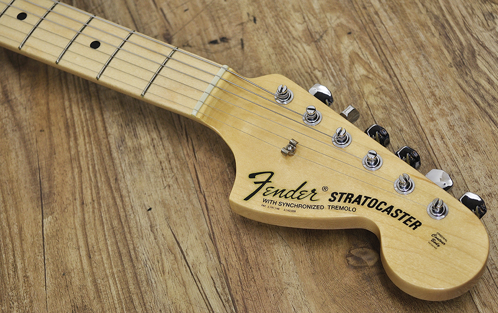 Fender Custom Shop 1969 Strato Caster NOS 07 Abigail Ybarra (2)