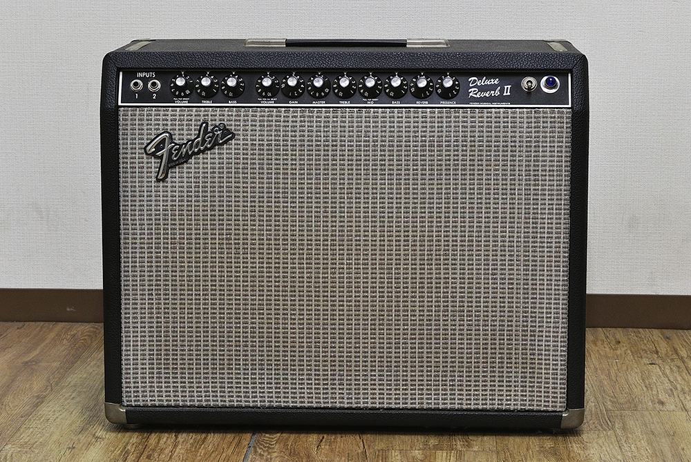 Fender DELUXE REVERB II_1