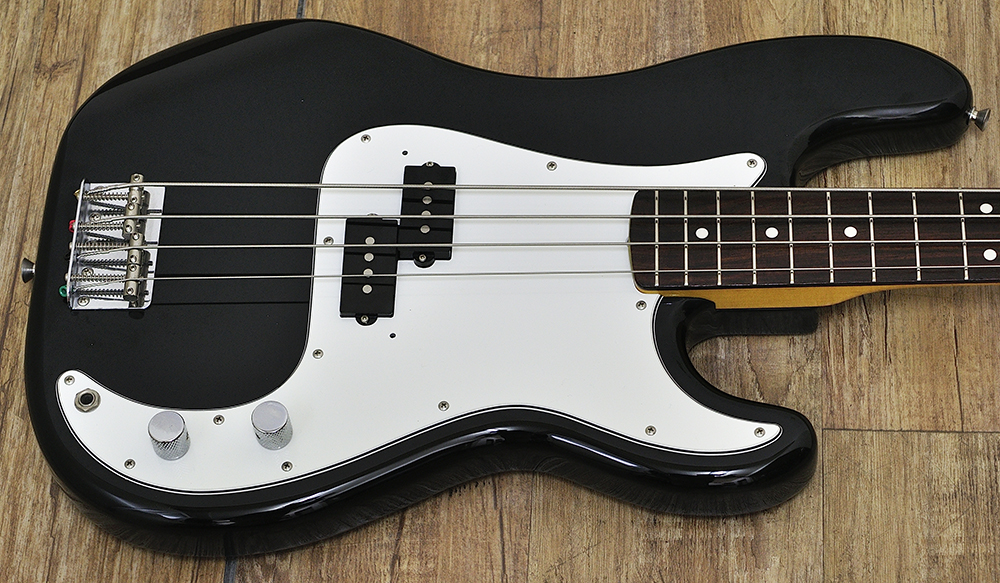 Fender Japan PB62_トップ