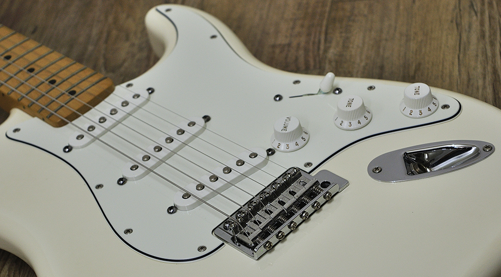 Fender Mexico Standard Stratocaster_トップ