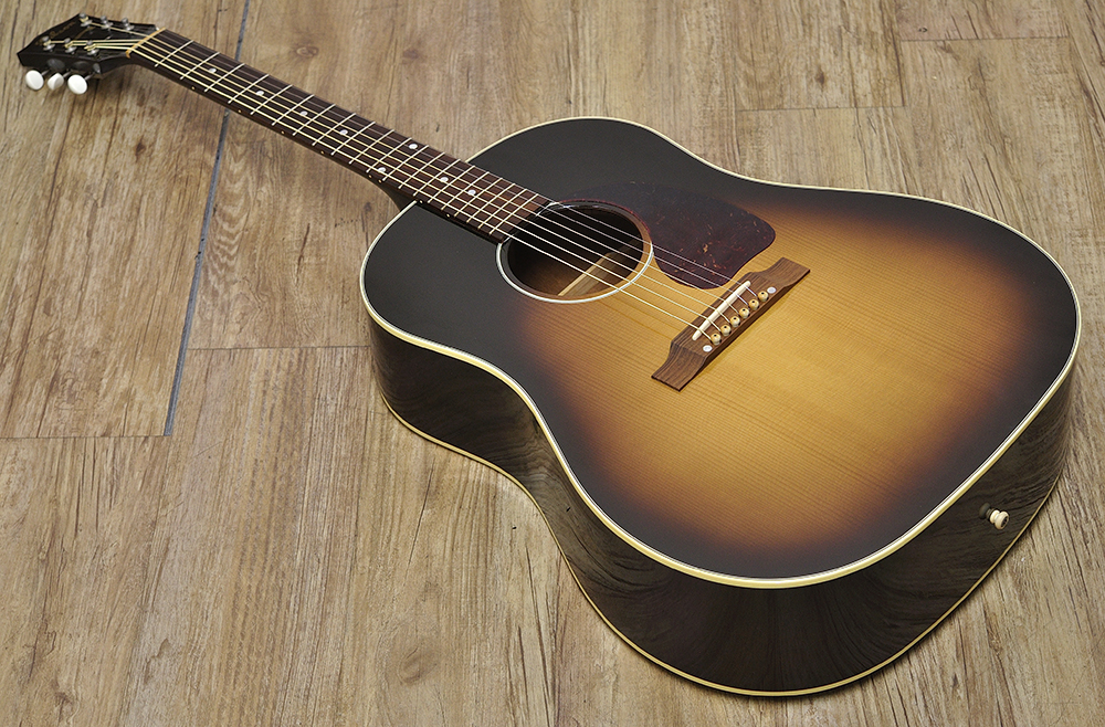 Gibson J-45 TV_トップ