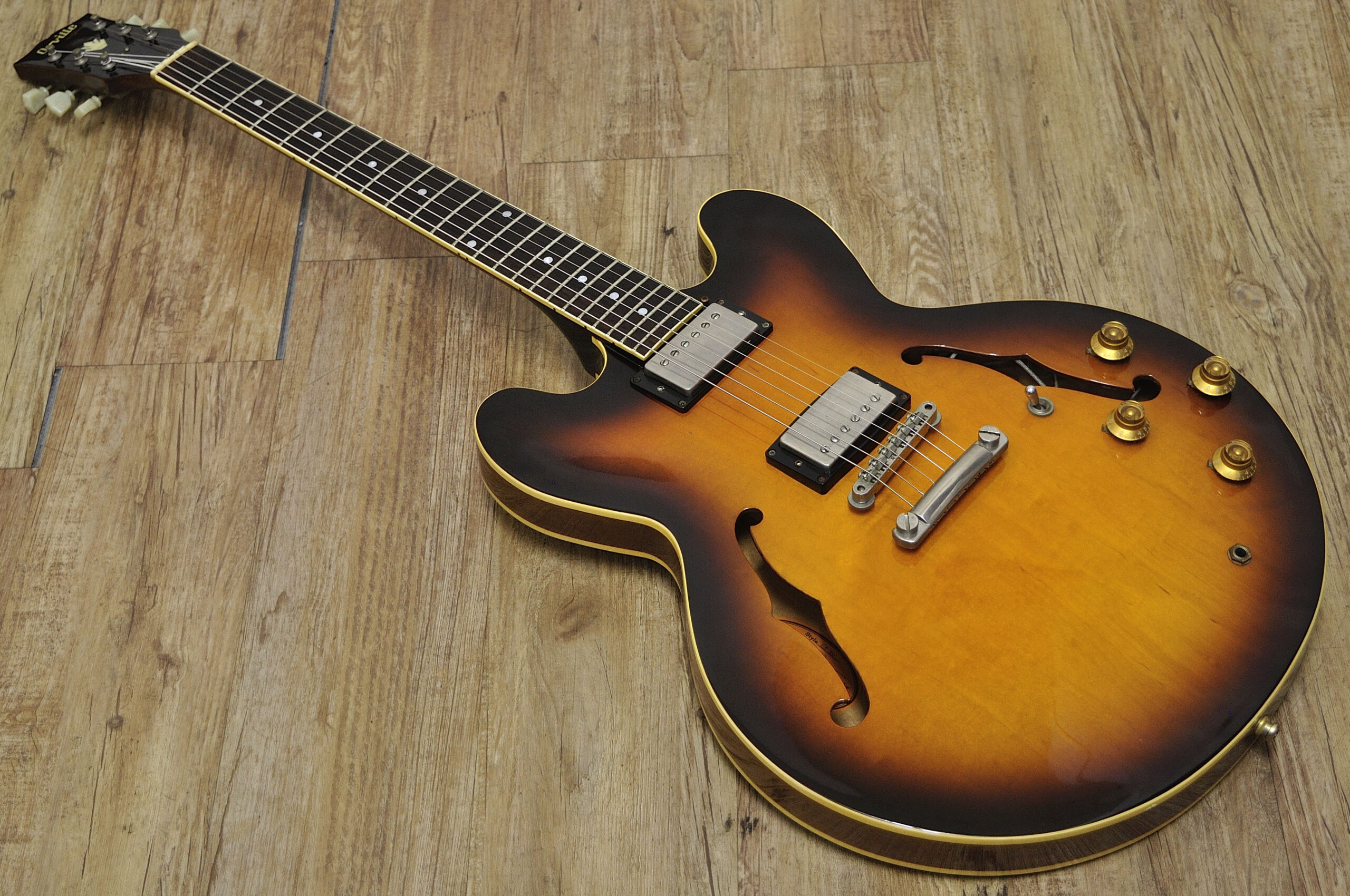 Orville by gibson ES-335_トップ