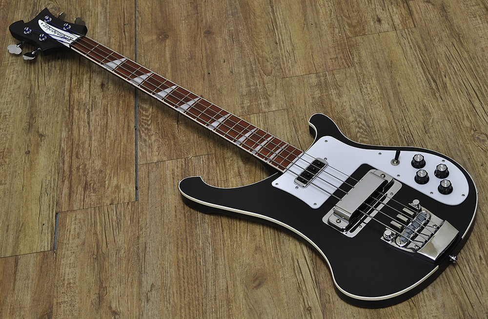 Rickenbacker 4003 MBL_1