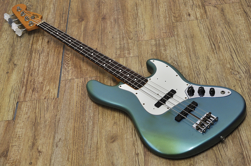 Fender American Vintage 62 Jazz Bass