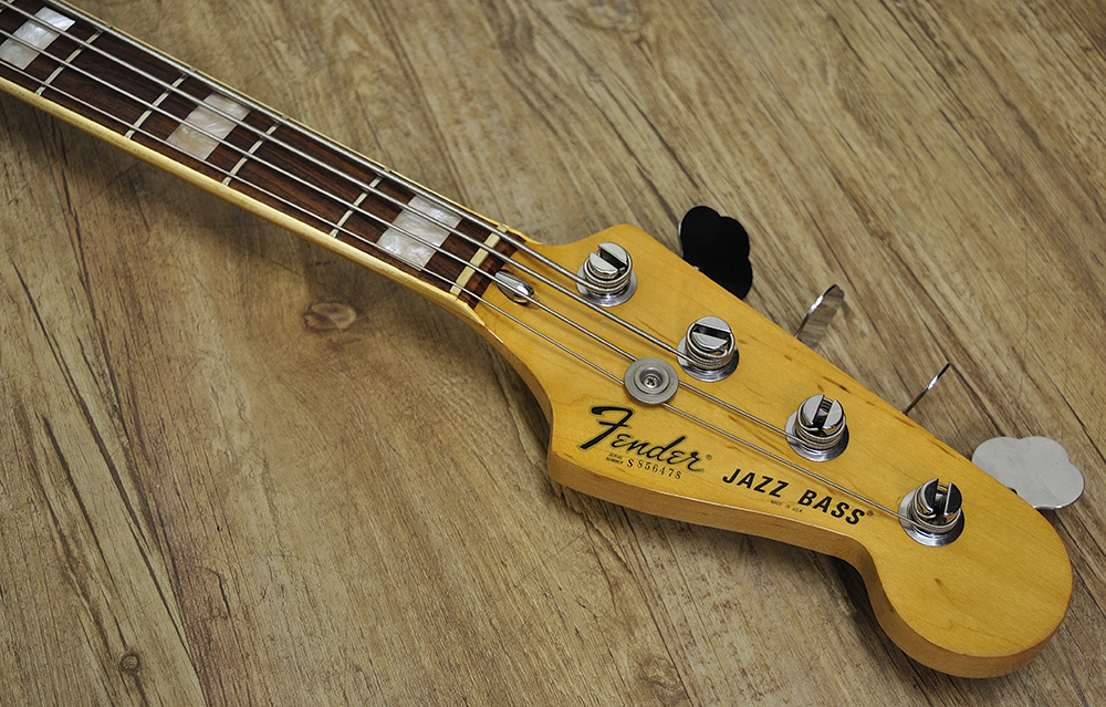 Fender Jazz Bass 1979-1980 (4)