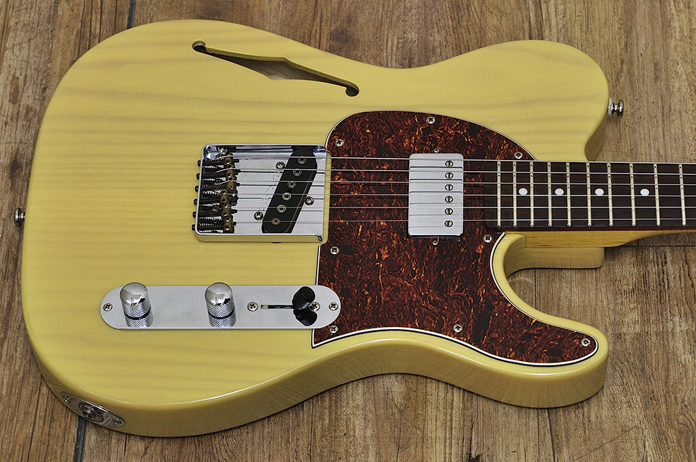 G&L Tribute Series ASAT Classic Bluesboy Semi-Holl (3)