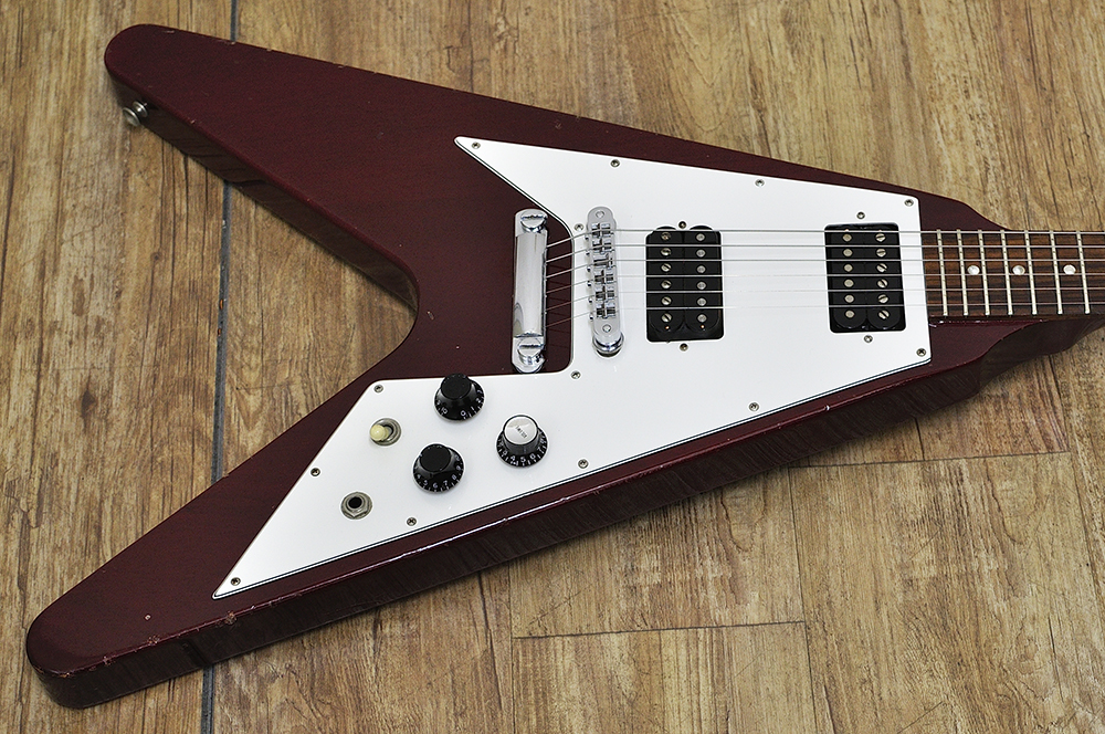 Gibson Flying V '67 Chelly (2)