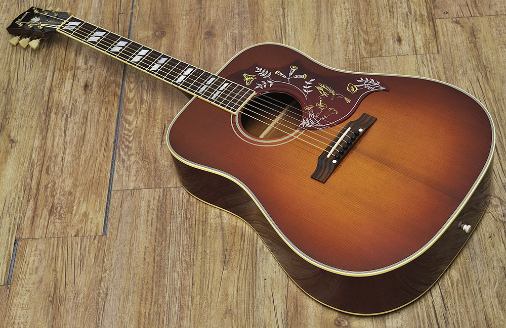 Gibson Hummingbird Vintage (2)