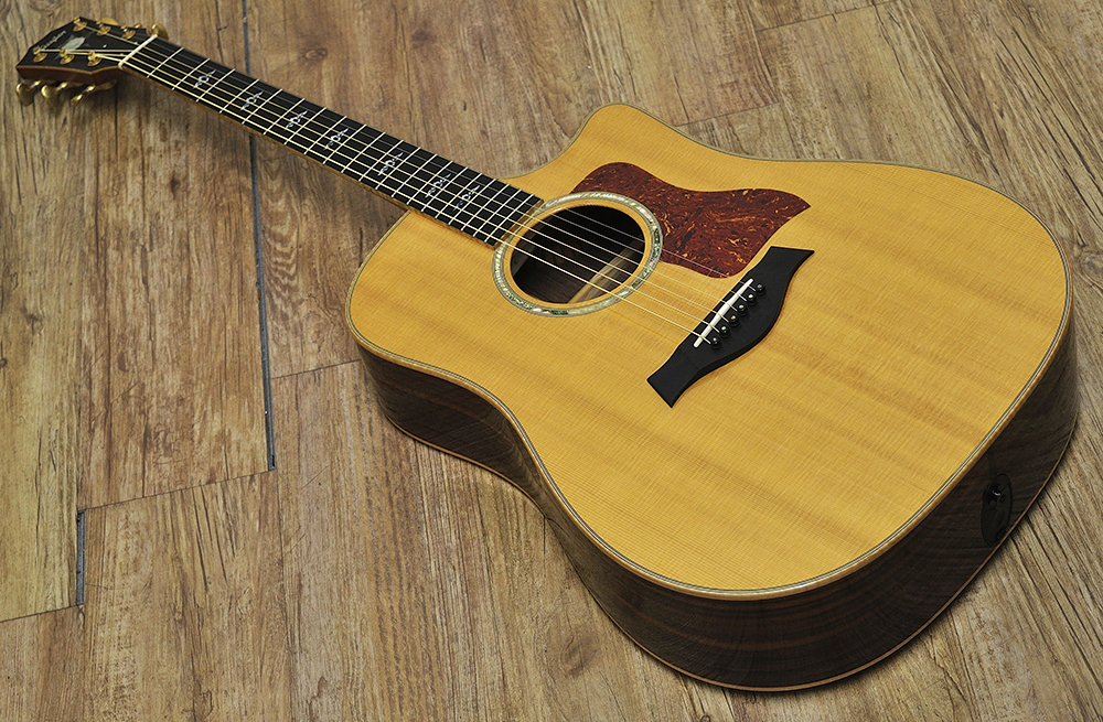 Taylor 810CE (2)