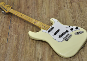 Fender japan ST72EX_IM