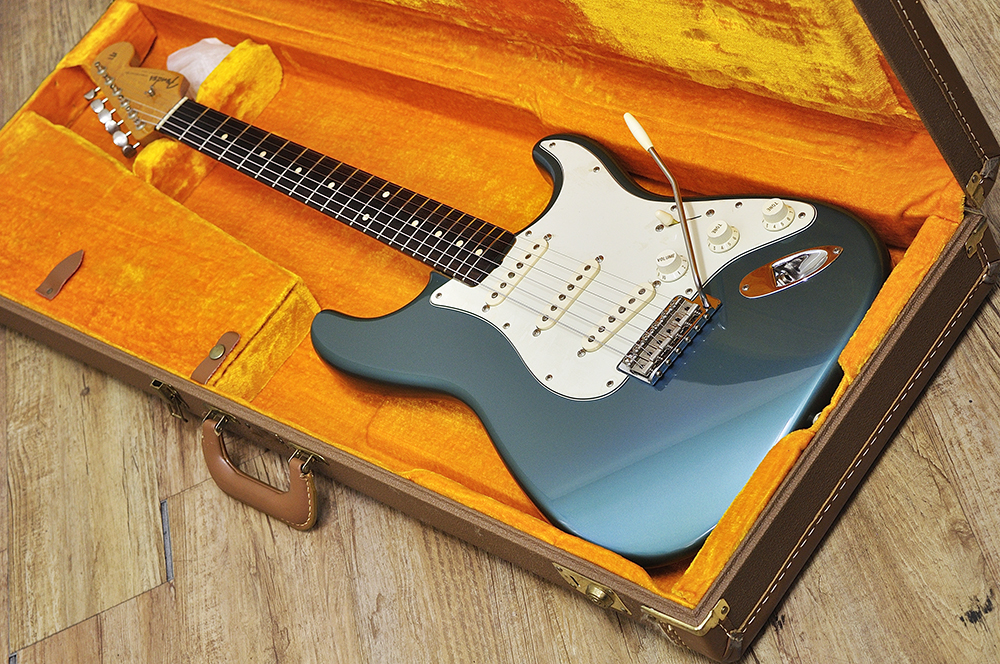 Fender Custom Shop 1960Stratocaster テック済 ギター買取実績｜Fender Custom Shop 1960 Stratocaster 1996｜東京都