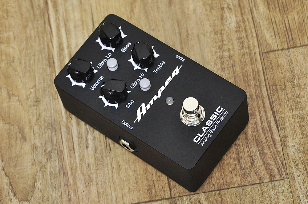 Ampeg CLASSIC Analog Bass Preamp