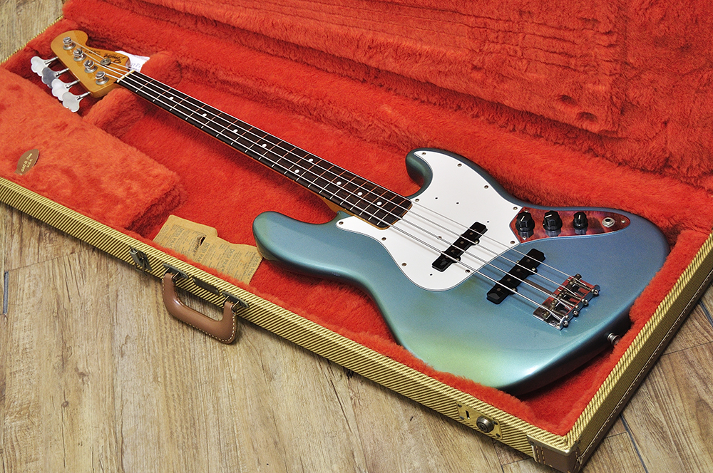 今晩まで91年Fender American Vintage 62 ジャズベース Fender-American-Vintage-62-
