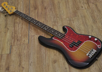 Fender Japan PRECISION BASS PB62 (3)