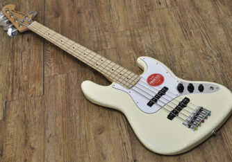 Squier Affinity Jazz Bass V Olympic White