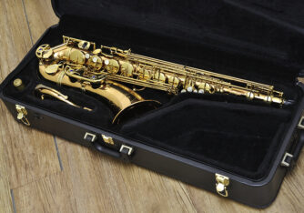 YANAGISAWA T902