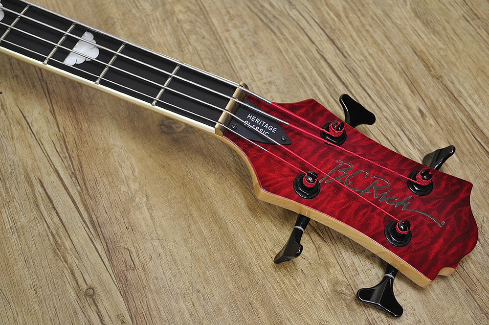 B.C.Rich Heritage Classic Mockingbird Bass (2)