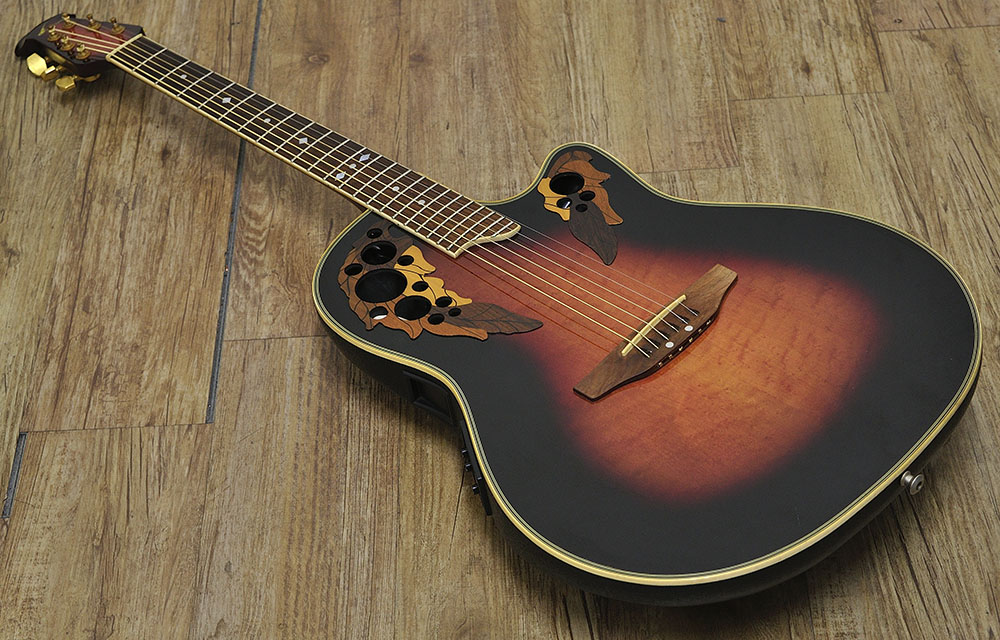 Ovation Celebrity Deluxe CC257 (3)