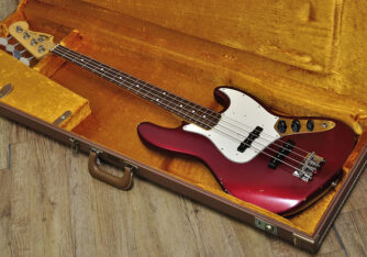 Fender American Vintage 62 Jazz Bass_1