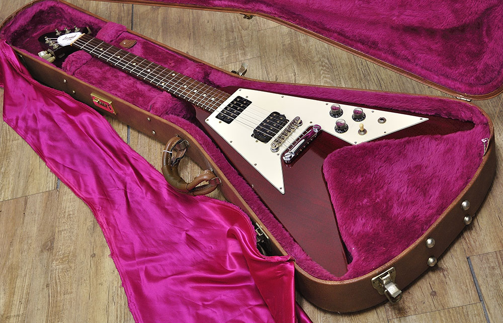 Gibson Flying V '67 Chelly - ギター・楽器買取のサウンド・プラグ