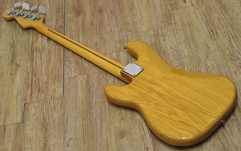 Fender 1982 Precision Bass (3)