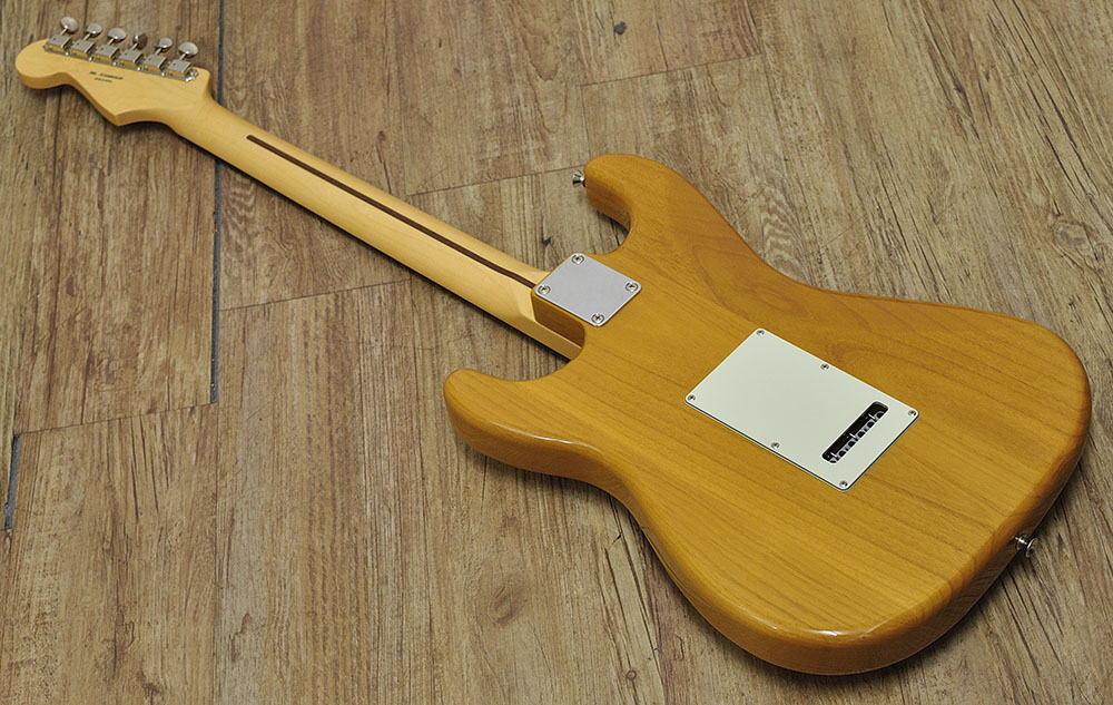 Fender Made in Japan Hybrid II (3)