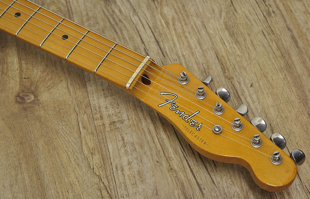 Fender American Vintage 1952 Telecaster (2)