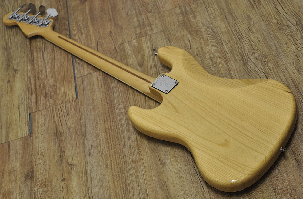 Fender American Vintage 74 Jazz bass (4)
