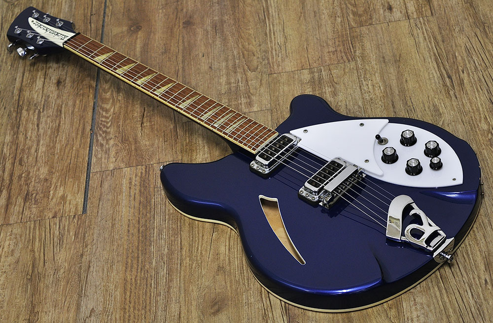 Rickenbacker Model 360 Midnight Blue (2)