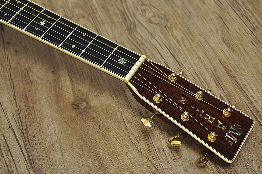 Martin OM-42 2006 (2)