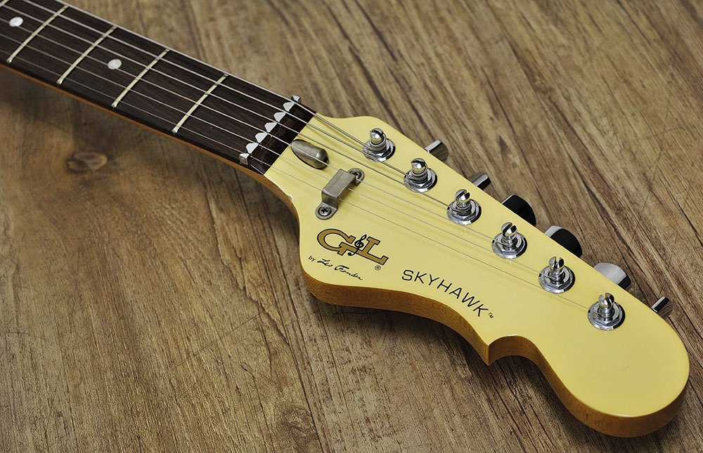 G&L Skyhawk 1987 Leo Fender Fine Tuner Vibrato (3)